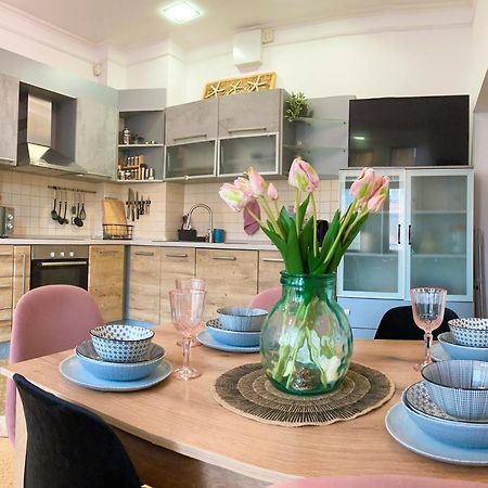 Two Bedroom Apartment -Welcome To Burgas- Top Location, Central Station, Main Walking Street, Sea Garden, Near The Beach Exteriér fotografie